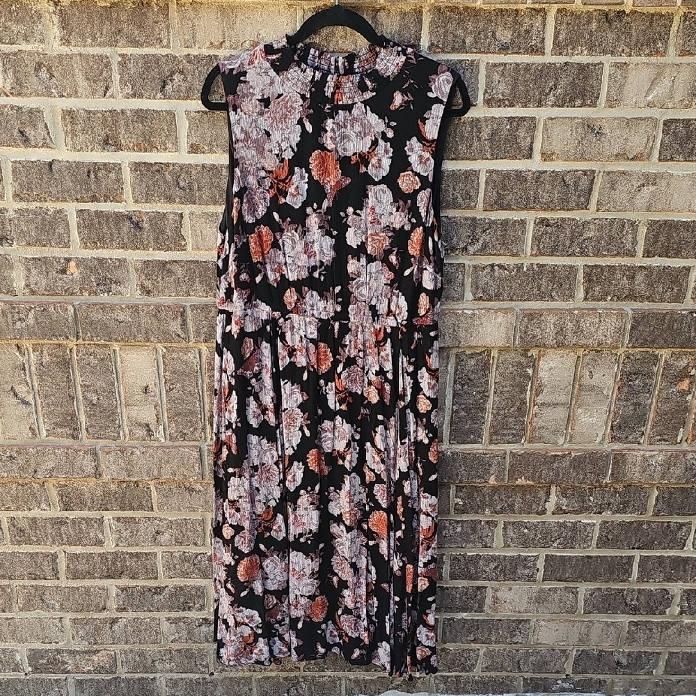 Torrid Floral Mock Neck Dress Size 2